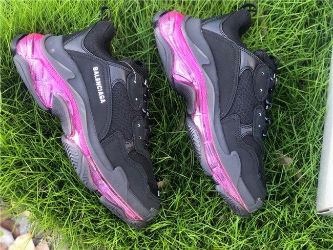 Balenciaga Triple S 