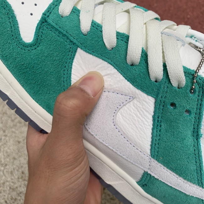 Authentic Kasina x Nike Dunk Low