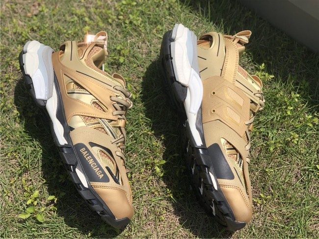 Balenciaga Track 3.0 shoes