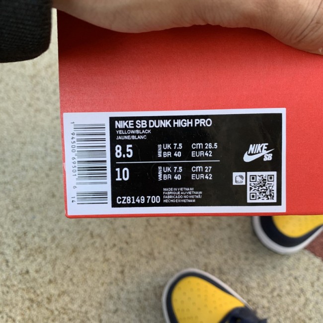 Authentic Nike Dunk High “Michigan”