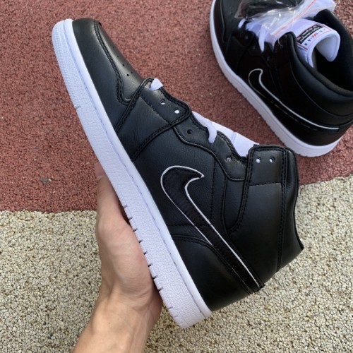 Air Jordan 1 Retro Low shoes