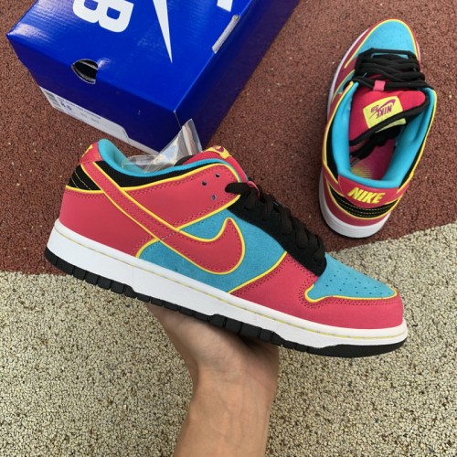 Nike Dunk SB Low Ms. Pacman