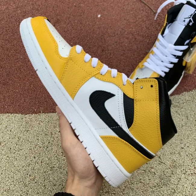 Authentic Air Jordan 1 Mid Shoes044