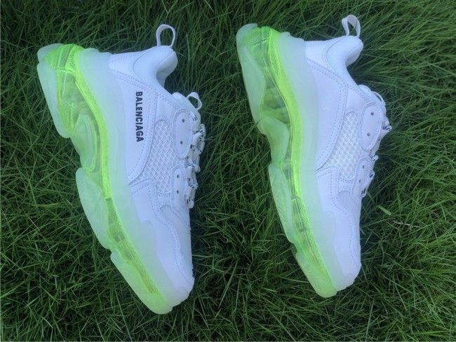 Balenciaga Triple S 