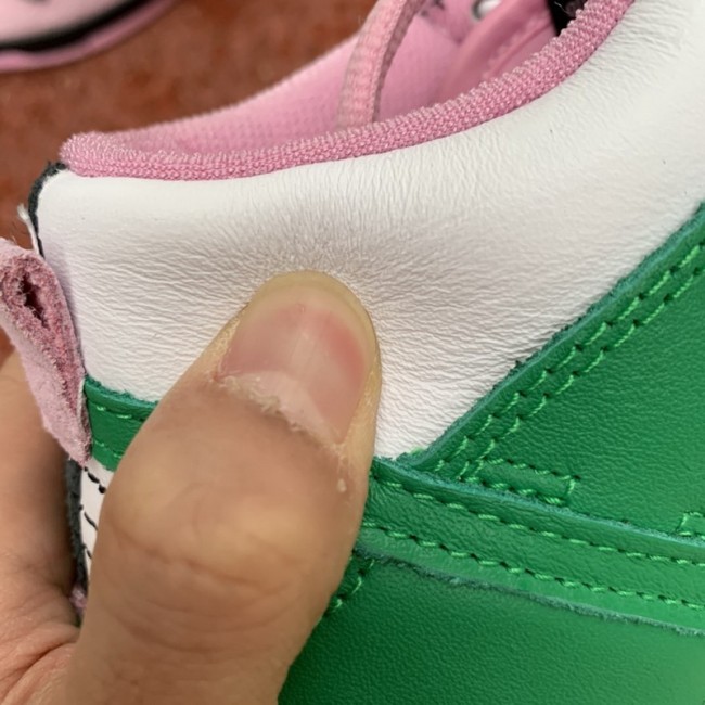 Authentic Nike SB Dunk High “Invert Celtics”