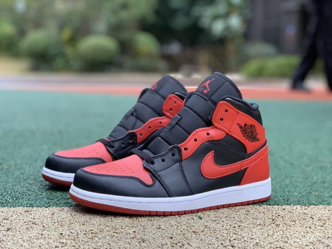 Authentic Air Jordan 1 Mid Shoes