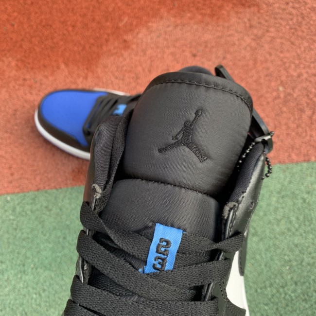 Air Jordan 1 Retro Low shoes