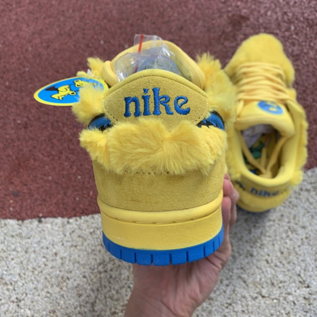 Authentic Grateful Dead x Nike Dunk SB Low “Yellow Bear”
