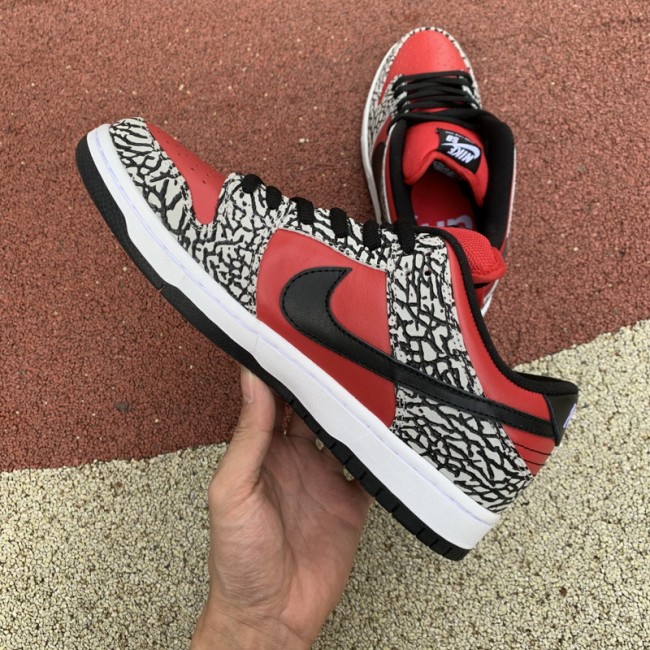 Nike Dunk SB Low Supreme Red Cement (2012)