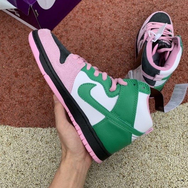 Authentic Nike SB Dunk High “Invert Celtics”