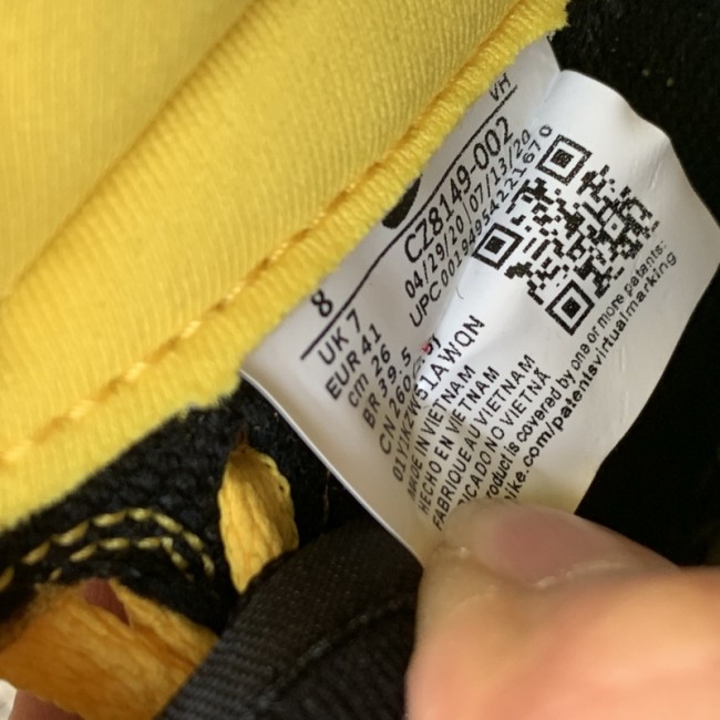 Authentic Nike Dunk High SP “Varsity Maize”