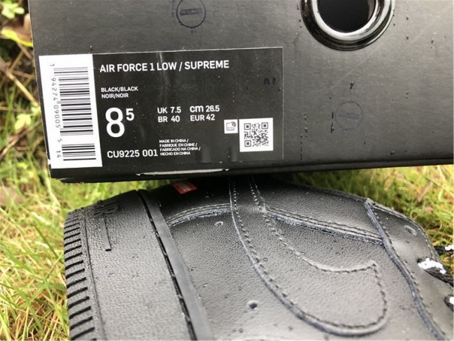 Authentic Supreme x Nike Air Force 1 Low