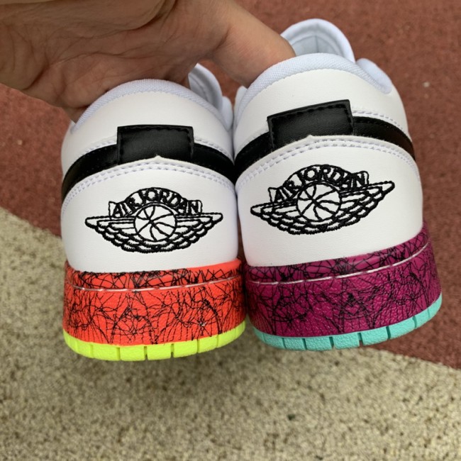 Air Jordan 1 Retro Low shoes