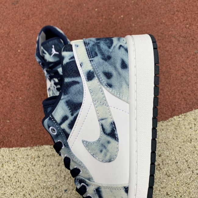 Air Jordan 1 Retro Low shoes