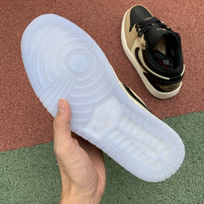 Air Jordan 1 Retro Low shoes