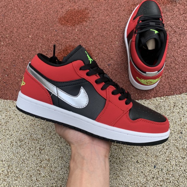 Air Jordan 1 Retro Low shoes