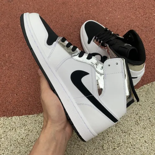 Authentic Air Jordan 1 Mid Shoes025