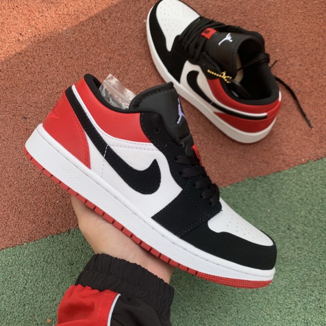 Air Jordan 1 Retro Low shoes
