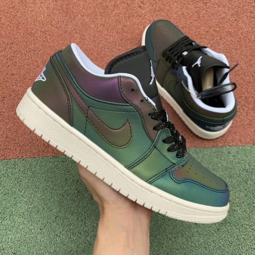 Air Jordan 1 Retro Low shoes