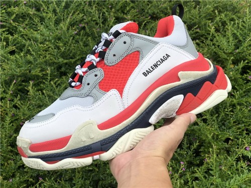 Balenciaga Triple S 