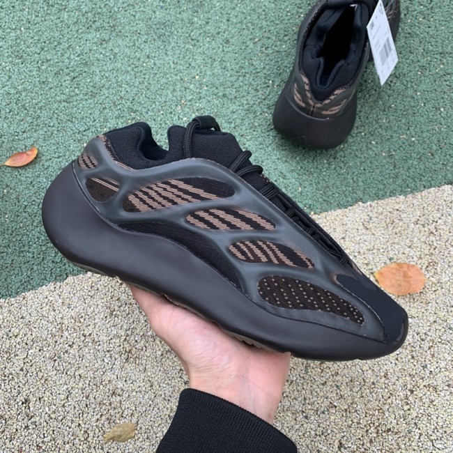 Authentic Yeezy 700 V3 “Eremiel”