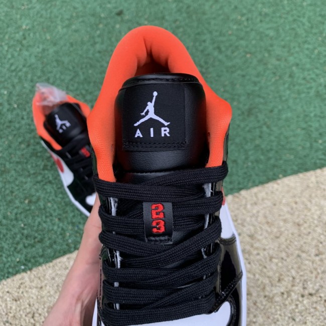 Air Jordan 1 Retro Low shoes
