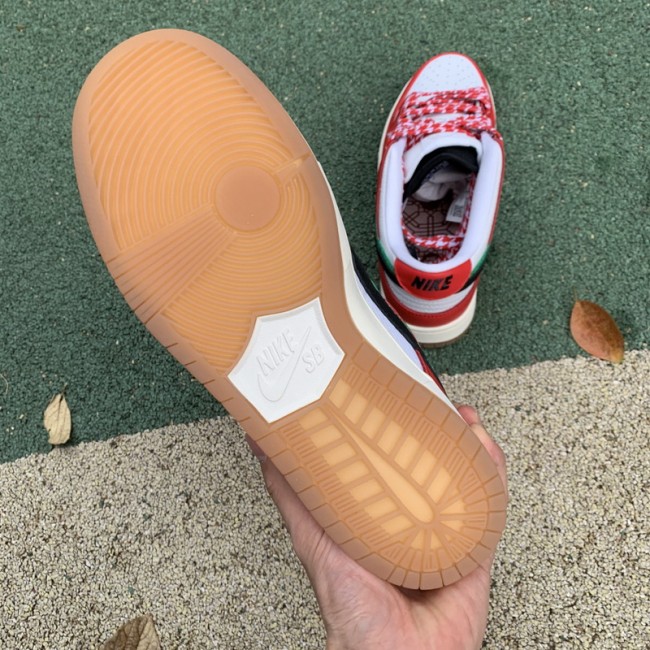 Authentic Frame Skate x Nike SB Dunk Low “Habibi” GS