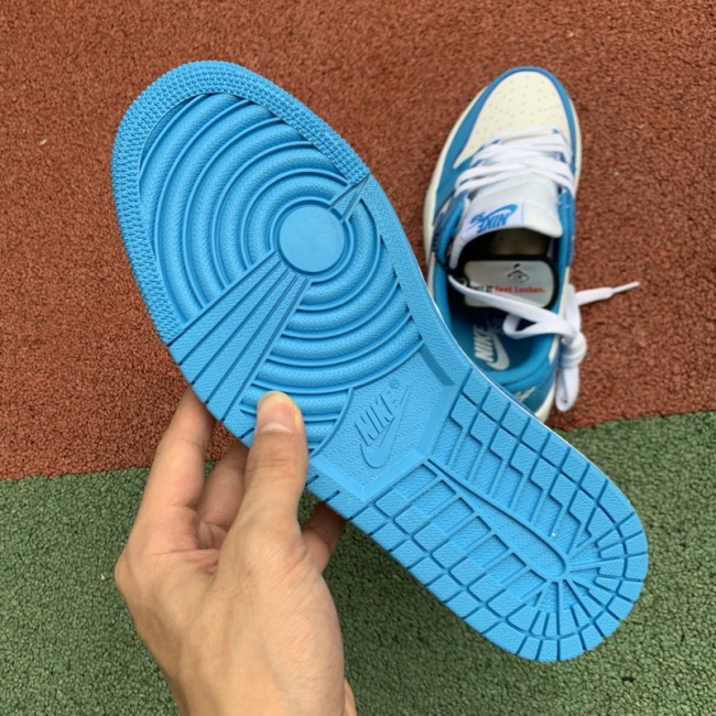 Air Jordan 1 Retro Low shoes