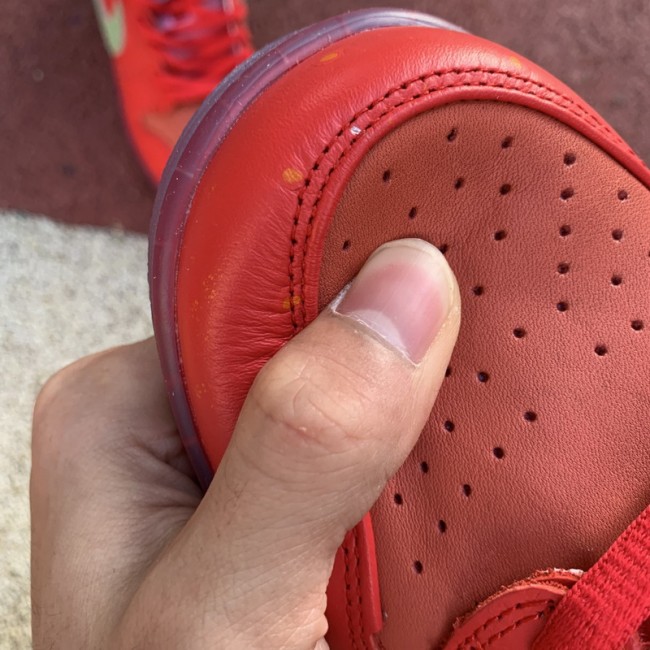 Authentic Nike SB Dunk High “Strawberry Cough”
