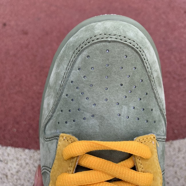 Authentic Nike SB Dunk Low Puff N Stuff