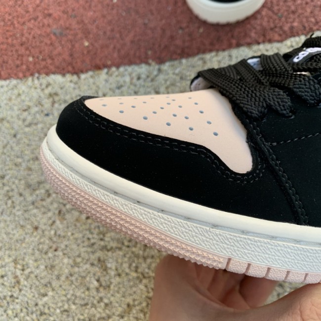 Air Jordan 1 Retro Low shoes