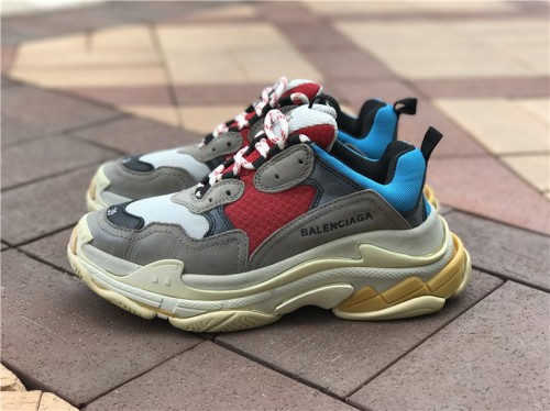 Balenciaga Triple S 