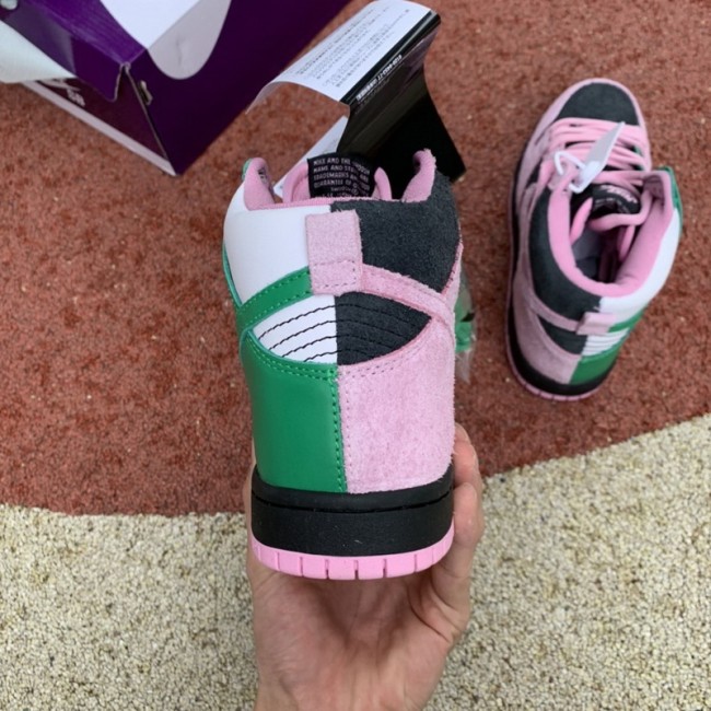 Authentic Nike SB Dunk High “Invert Celtics”