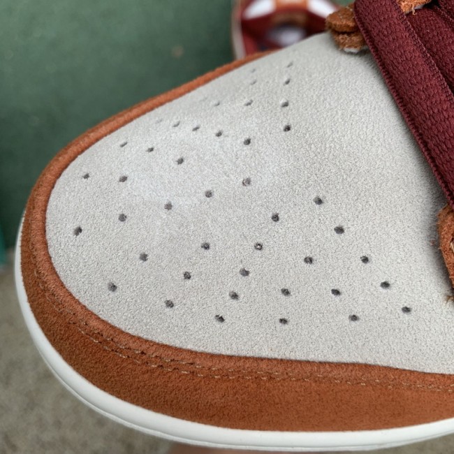 Nike SB Dunk Low Pro Dark Russet Cedar