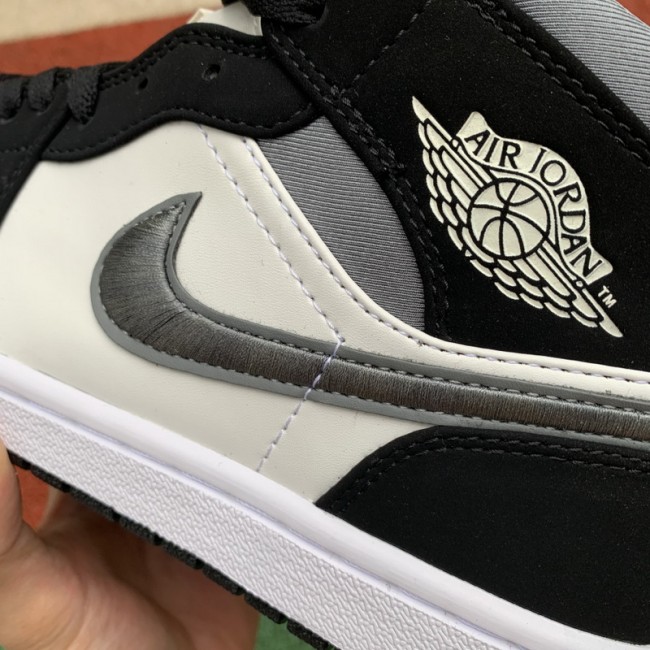 Authentic Air Jordan 1 Mid Shoes014