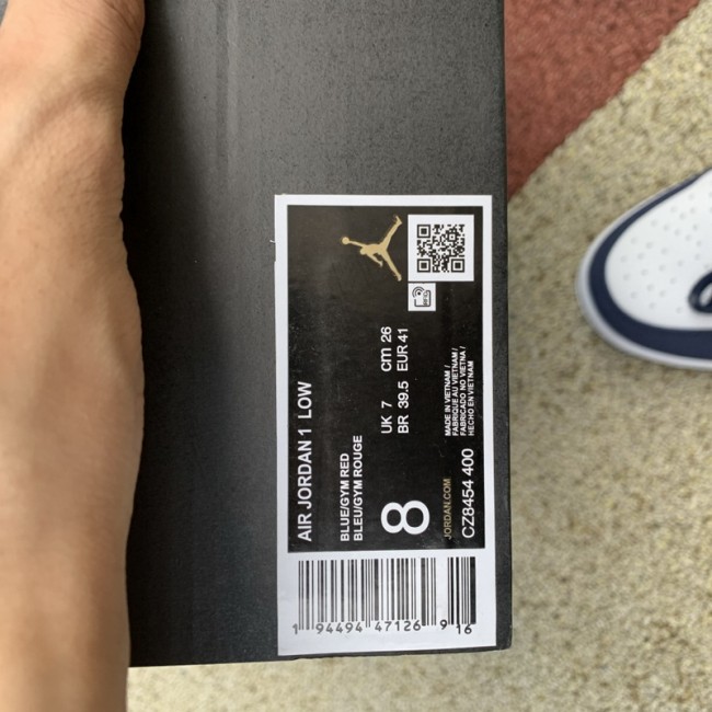 Air Jordan 1 Retro Low shoes