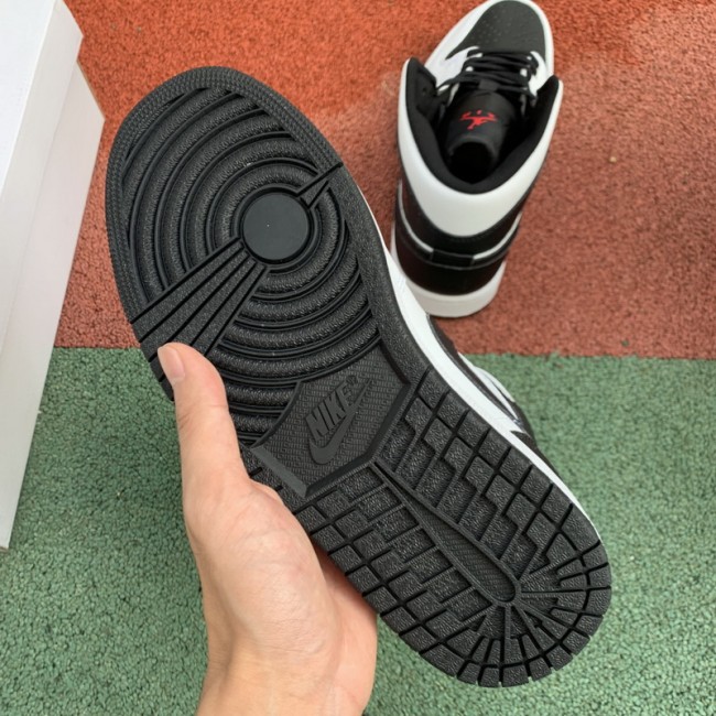 Authentic Air Jordan 1 Mid Shoes054