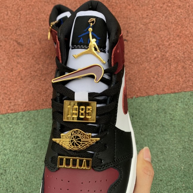 Air Jordan 1 Mid SE Black Dark Beetroot