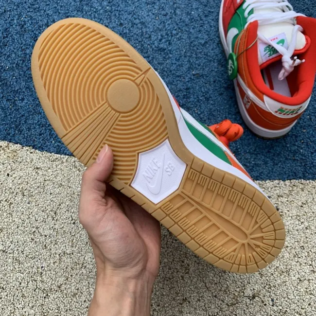 Authentic 7-Eleven x Nike SB Dunk Low