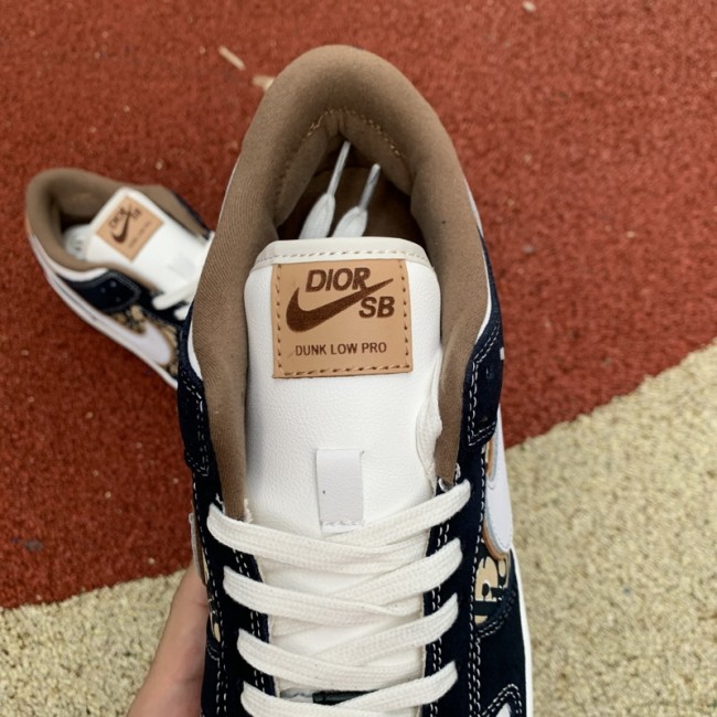Dior x Dunk SB Low Custom made-01
