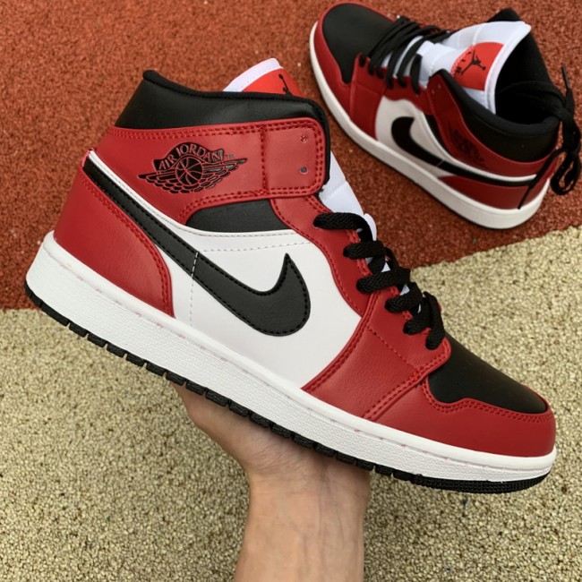 Authentic Air Jordan 1 Mid Shoes010