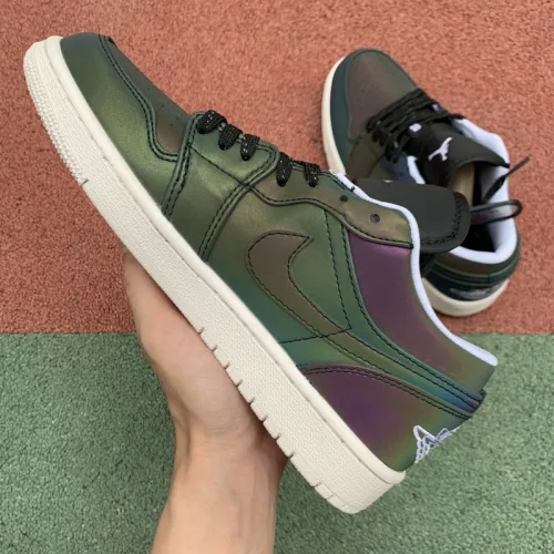 Air Jordan 1 Retro Low shoes