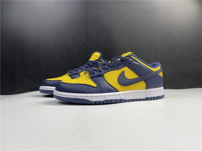 Nike Dunk Low Michigan