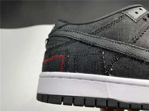 Nike SB Dunk Low Wasted Youth