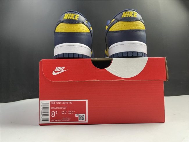 Nike Dunk Low Michigan