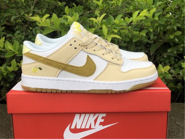 Nike Dunk Low Lemon Drop