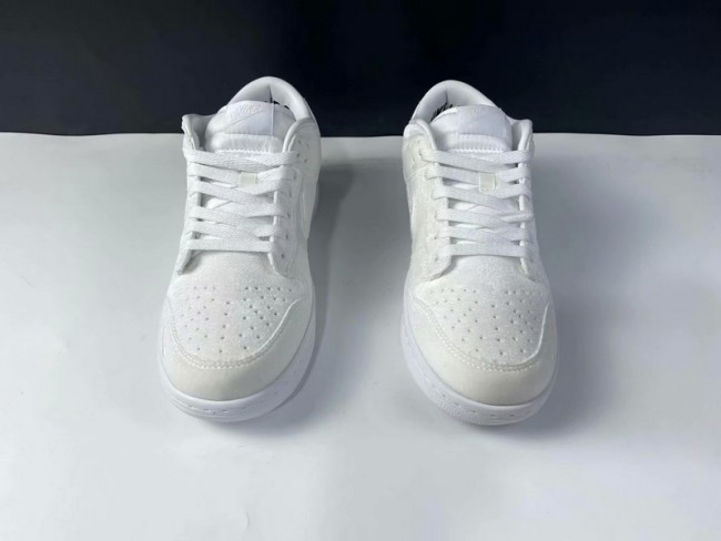 Dover Street Market x Nike Dunk Low