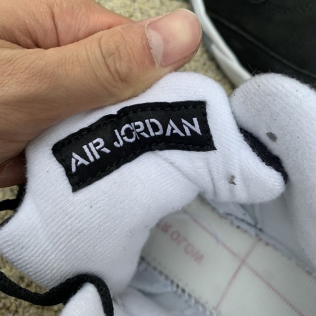 Air Jordan 5 “Oreo”
