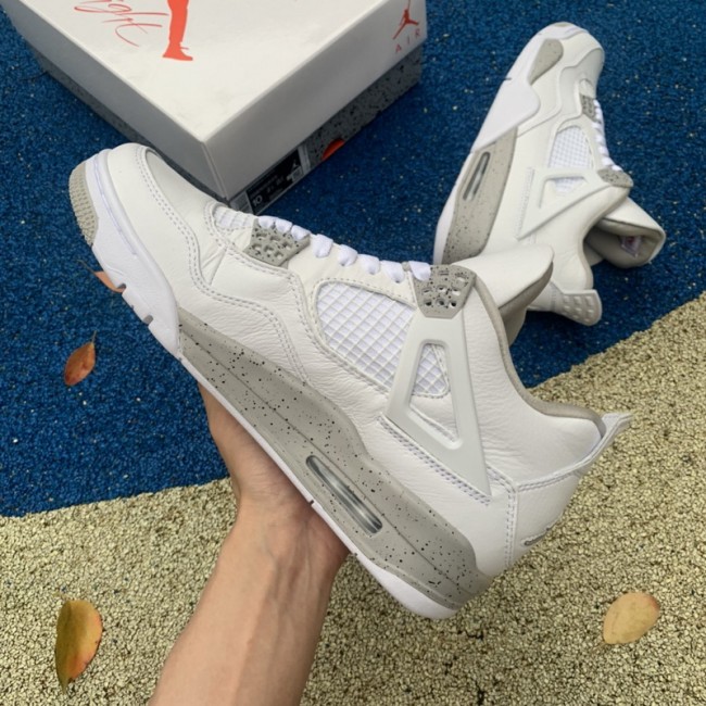 Jordan 4 Retro White Oreo 2021
