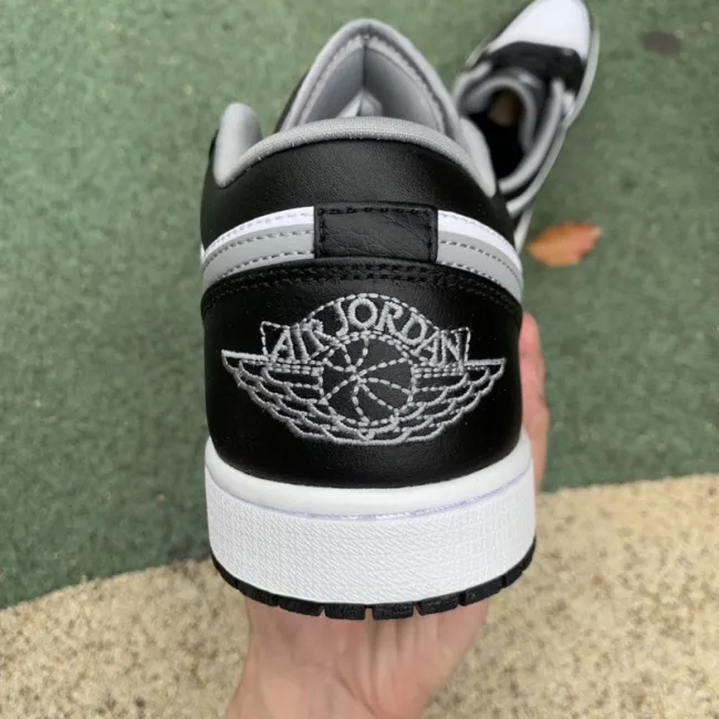 Air Jordan 1 Retro Low Shadow